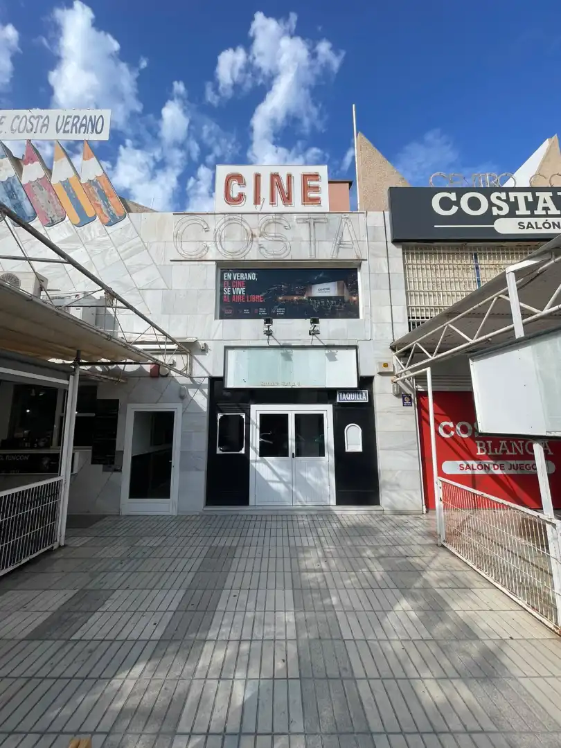Local comercial en venta en Avenida Santander