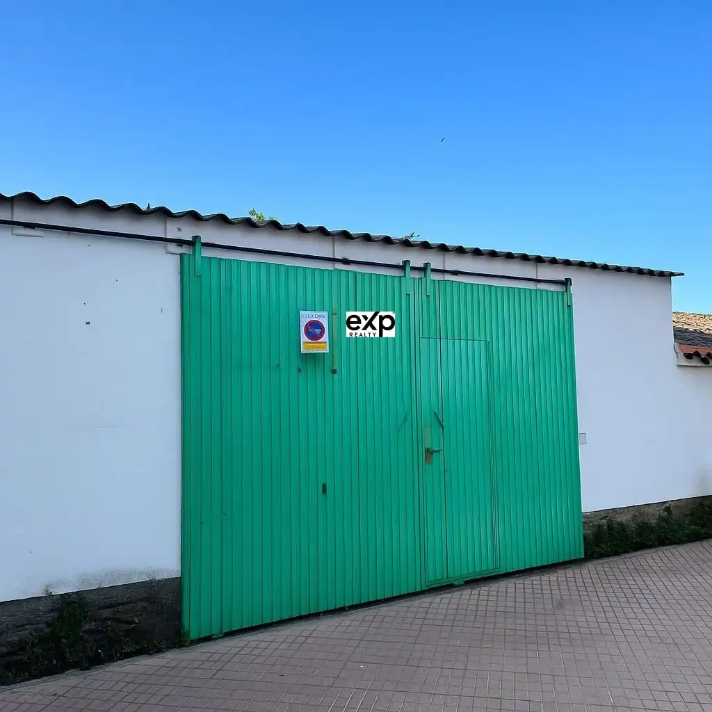 Vista exterior de Casa o chalet en venta en Madroñera con Aire acondicionado, Calefacción y Jardín privado