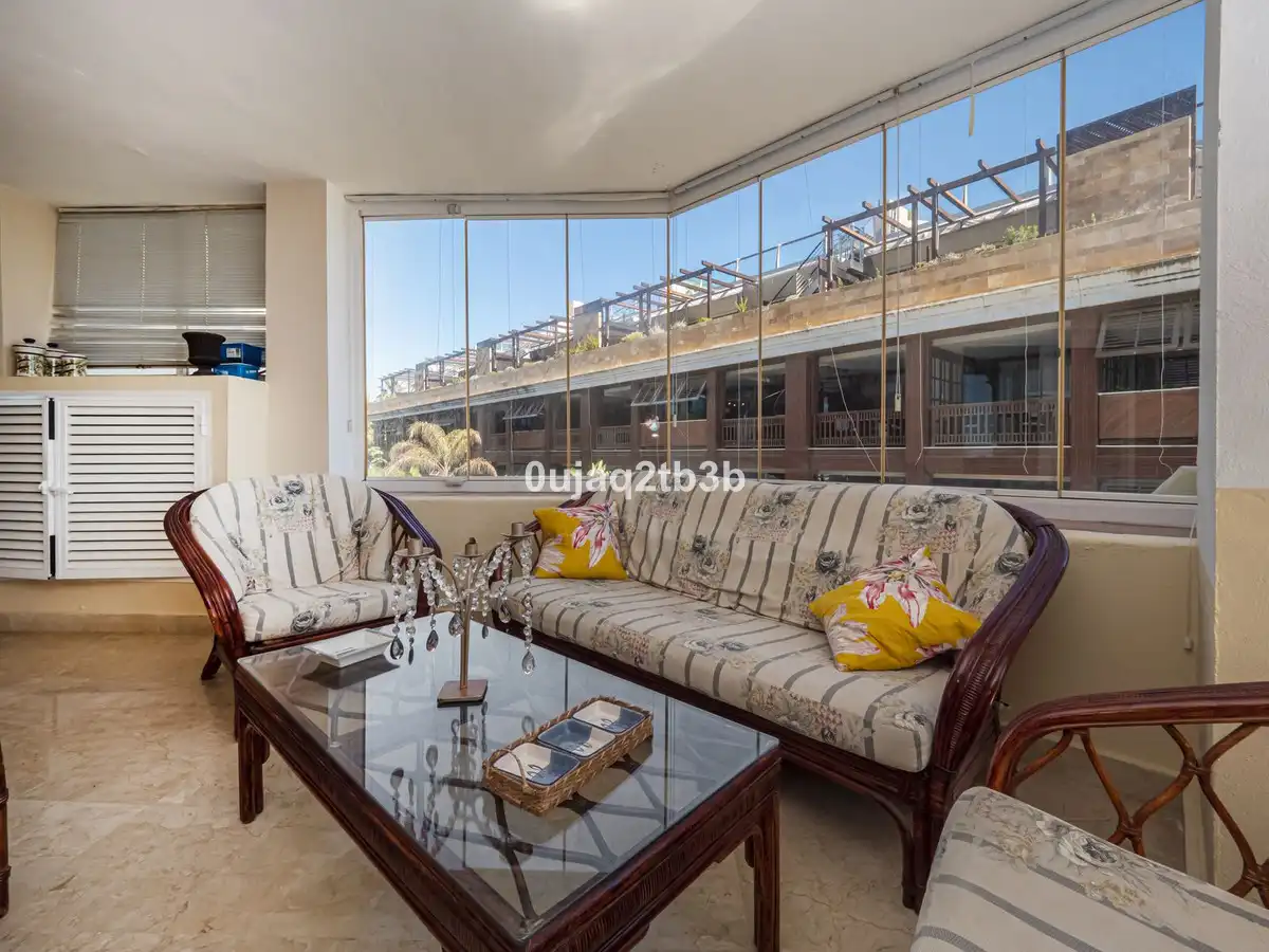 Terrassa de Apartament en venda en Marbella amb Aire condicionat, Terrassa i Traster