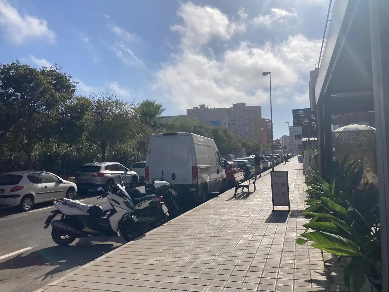Vista exterior de Garatge en venda en Alicante / Alacant