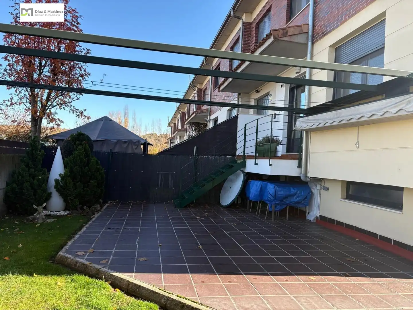 Terraza de Casa o chalet en venta en San Andrés del Rabanedo con Calefacción, Jardín privado y Parquet