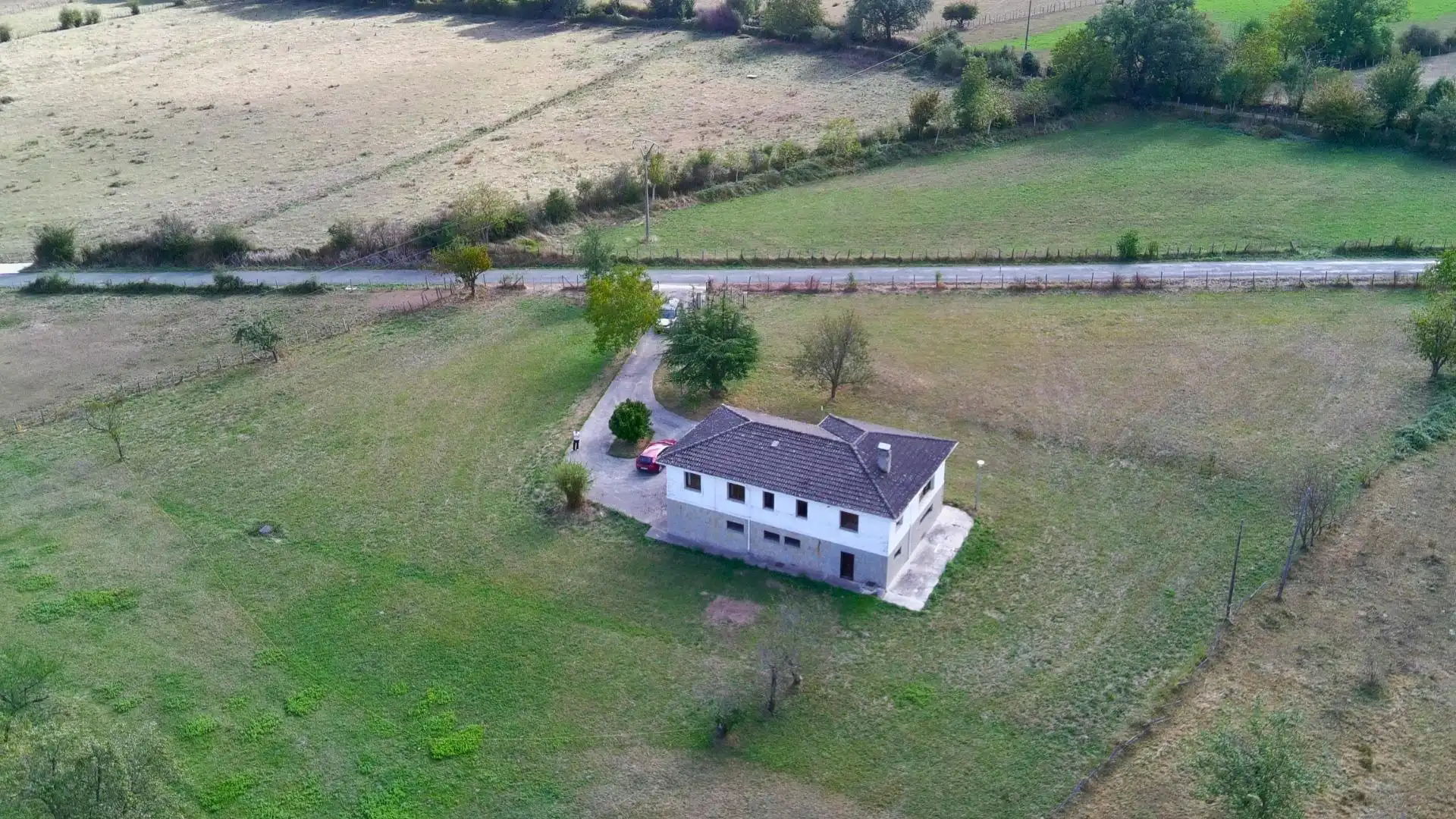 Vista exterior de Casa o xalet en venda en Valle de Mena amb Calefacció, Jardí privat i Terrassa