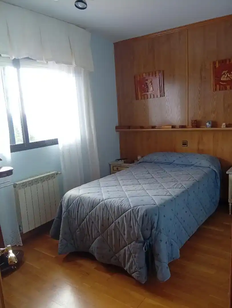 Habitación de Casa o chalet en venta en Colmenarejo con Aire acondicionado, Jardín privado y Parquet