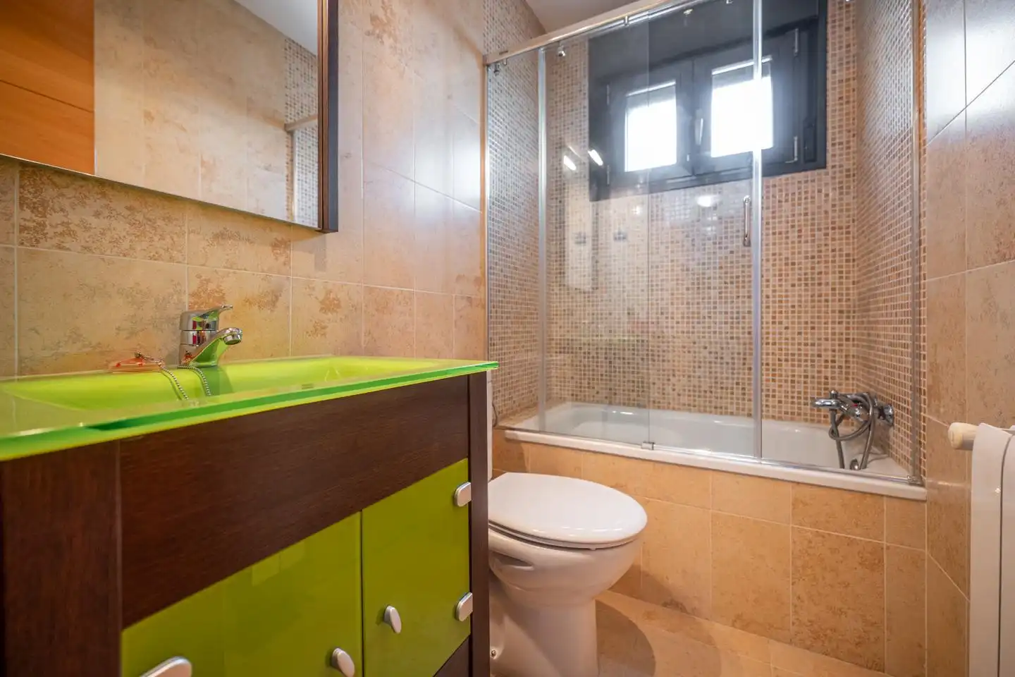 Baño de Casa adosada en venta en Ávila con Calefacción, Jardín privado y Terraza