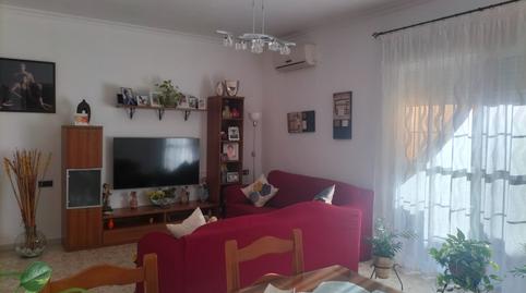 Foto 2 de Casa adosada en venda a Albaida del Aljarafe, Sevilla