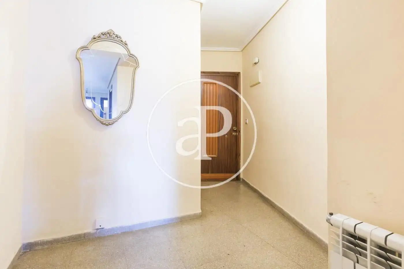 Flat for rent in Carrer de Xile, Mestalla