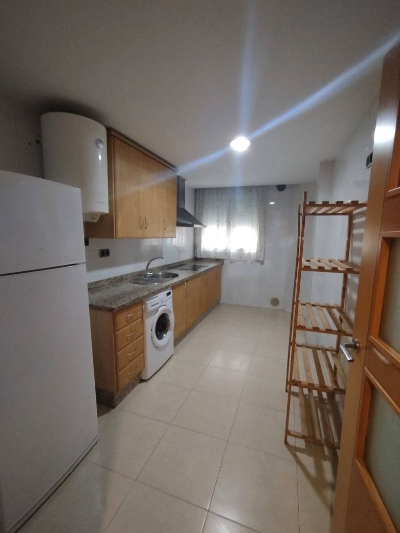 Flat to rent in Calle Explanada de Camellos, 17, Alfonso XIII