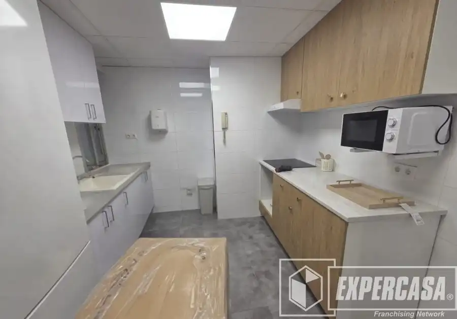 Kitchen of Flat for rent in Alzira  with Furnished