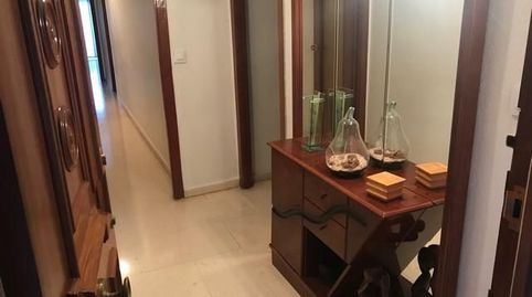 Gran piso próximo al centro de Pueblonuevo. Con una superficie de 100 m2. La vivienda consta de hall recibidor, 4 dormitorios, uno, imatge 2