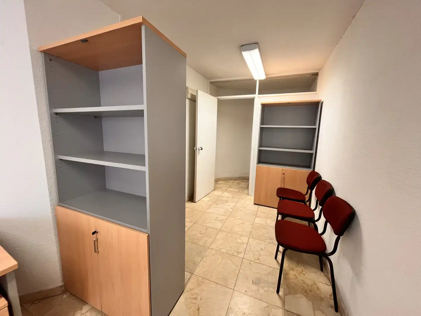 Oficina de alquiler en Gijón  con Calefacción