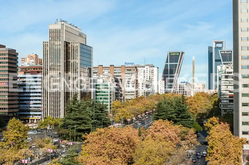 Exterior view of Flat for sale in Madrid  with Air Conditioner, Heating and Private garden