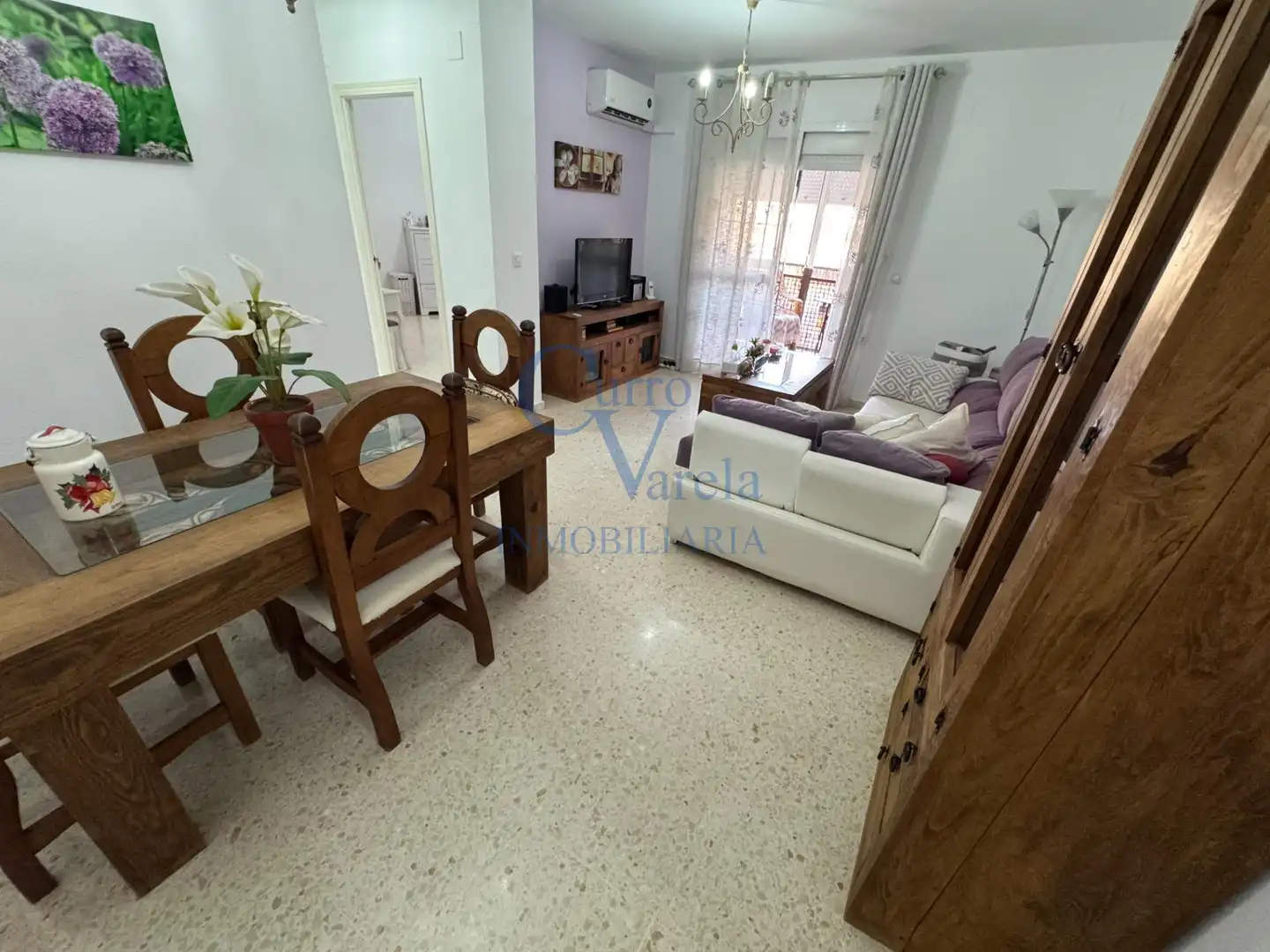 Sala d'estar de Pis en venda en Dos Hermanas amb Aire condicionat, Calefacció i Traster