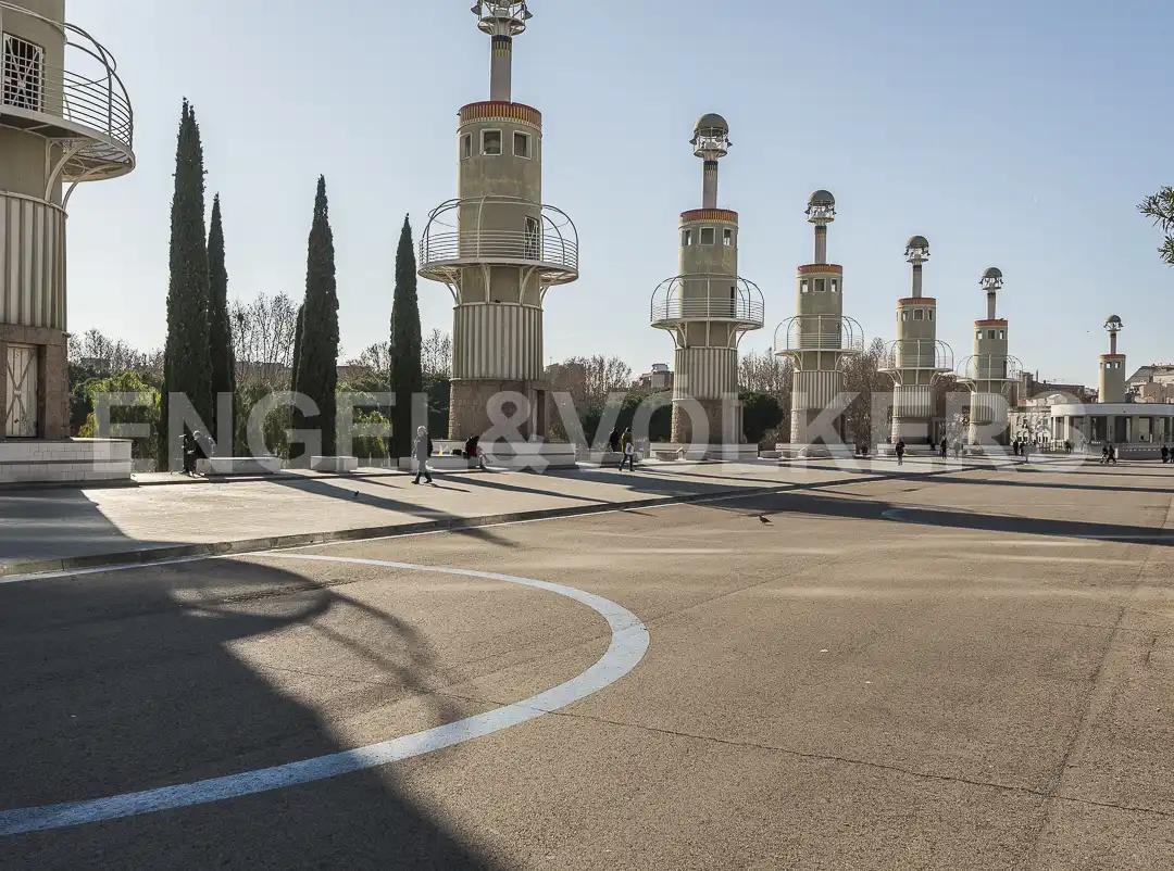 Vista exterior de Garaje en venta en Esplugues de Llobregat