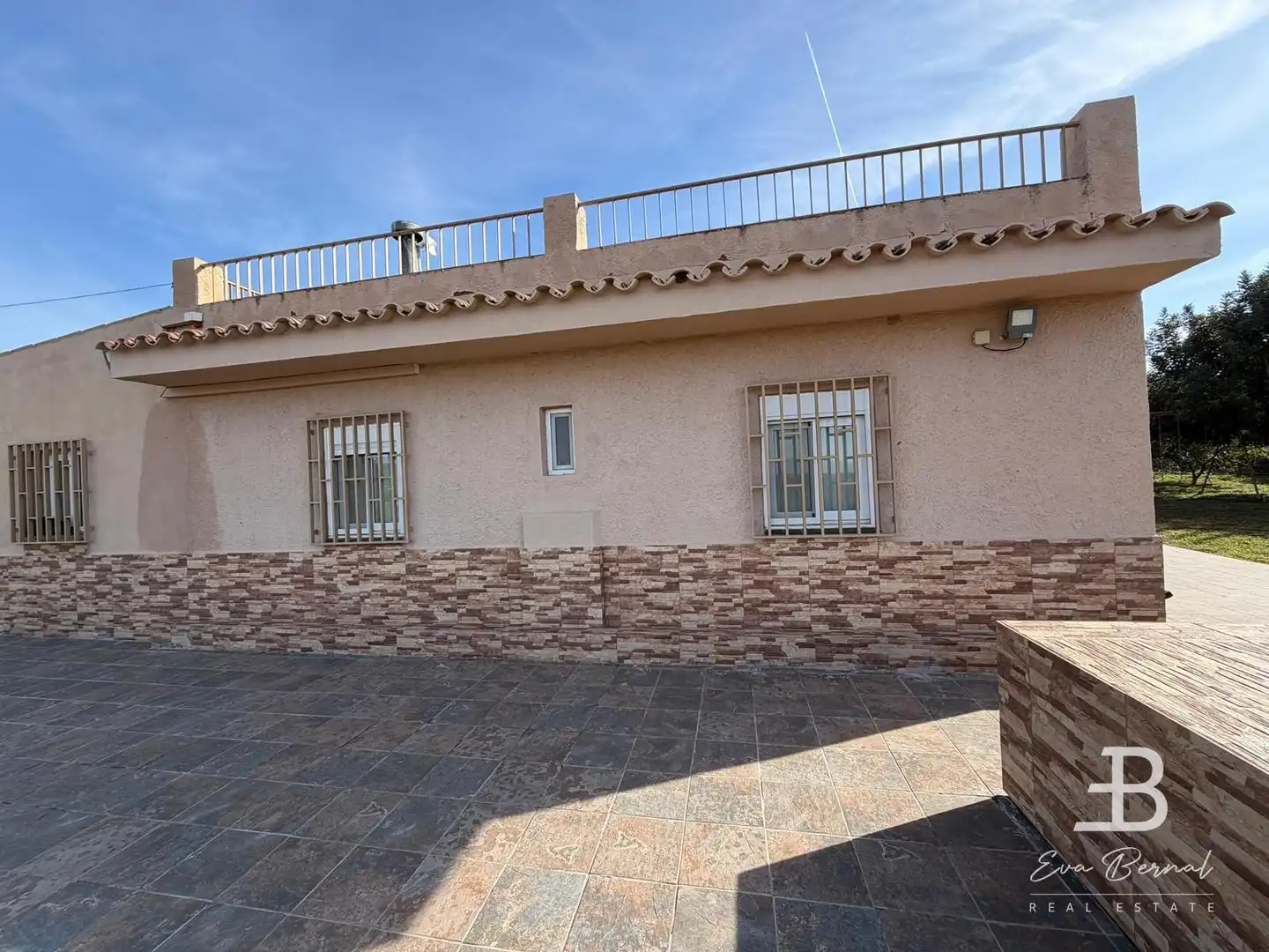 Vista exterior de Casa o xalet en venda en Riudoms amb Aire condicionat, Jardí privat i Terrassa