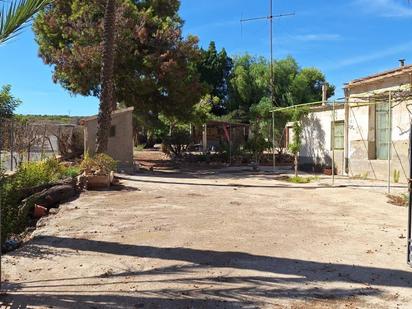 Vista exterior de Casa o xalet en venda en Elche / Elx amb Jardí privat, Terrassa i Traster