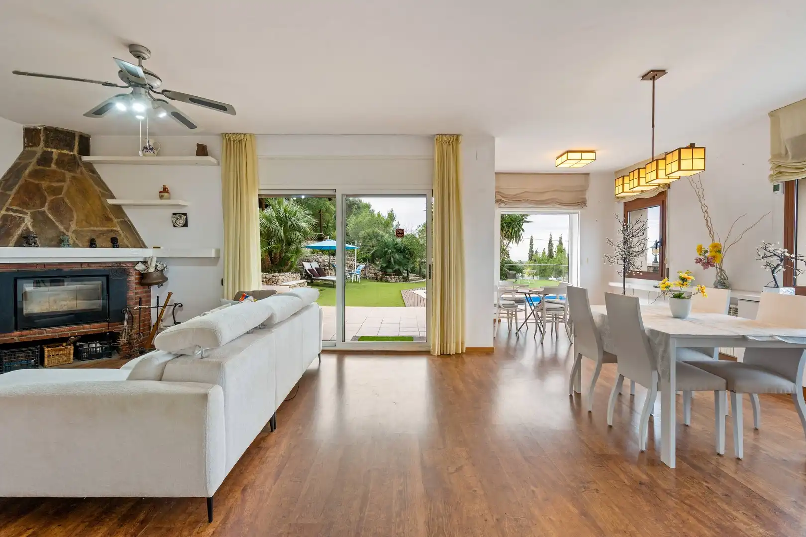 Sala d'estar de Casa o xalet de lloguer amb opció a compra en Olivella amb Aire condicionat, Calefacció i Jardí privat