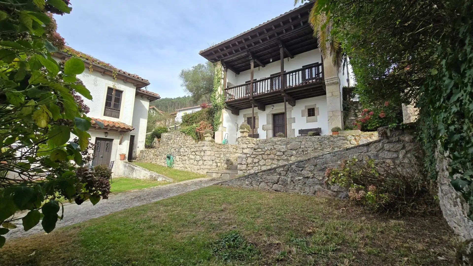 Exterior view of Houses for sale in Llanes  with Heating, Private garden and Terrace