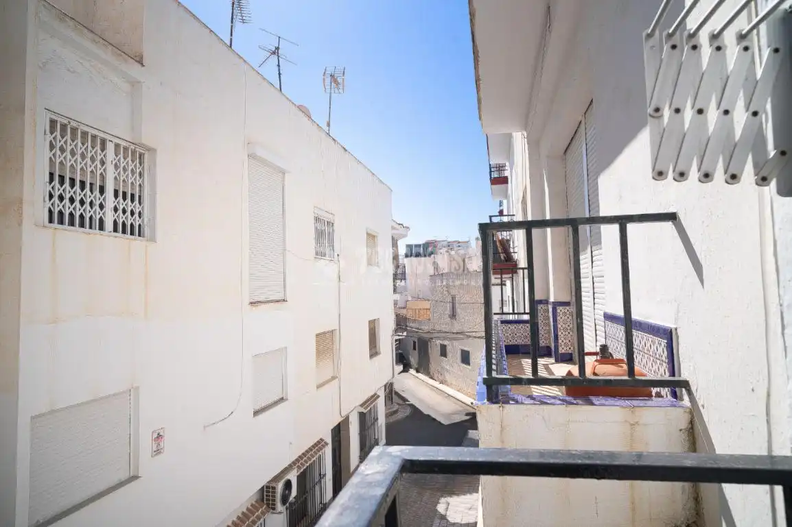 Vista exterior de Piso en venta en Salobreña