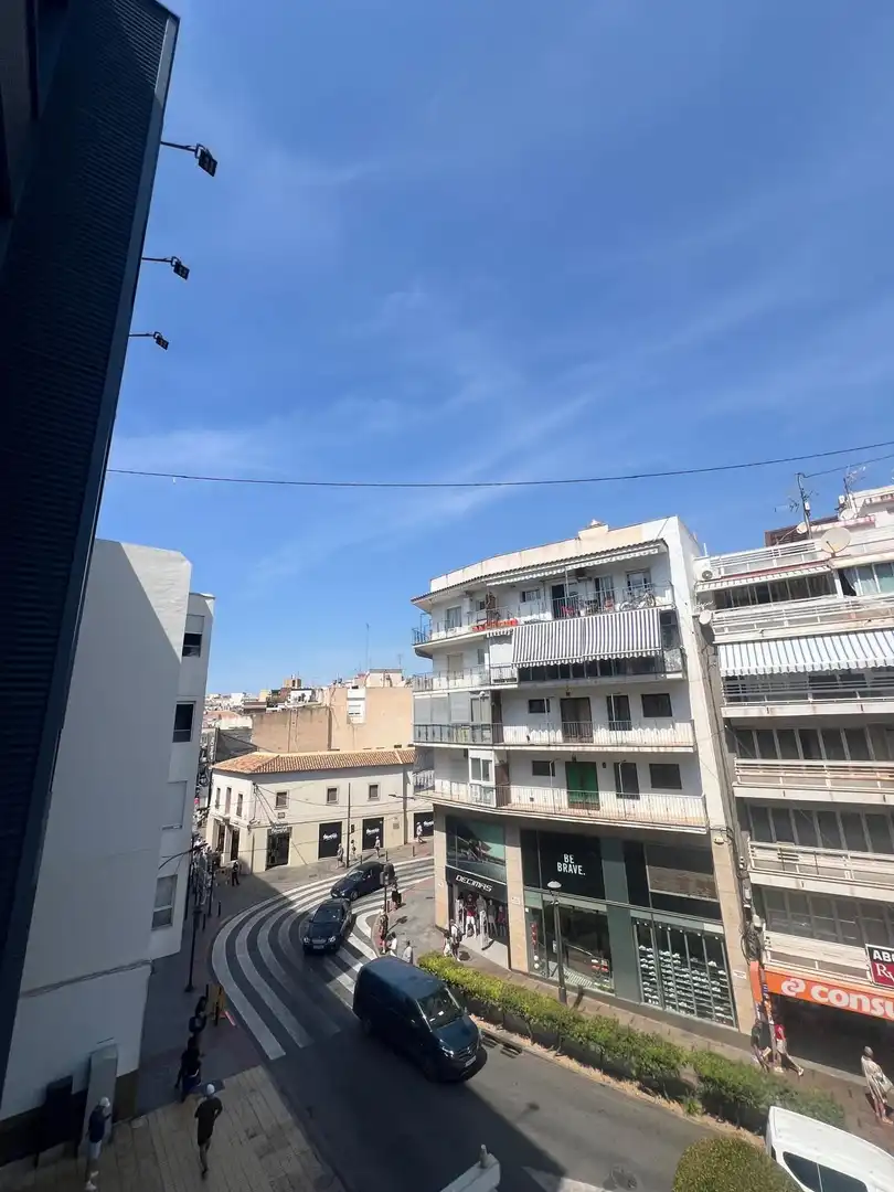 Vista exterior de Apartamento en venta en Benidorm con Terraza y Amueblado