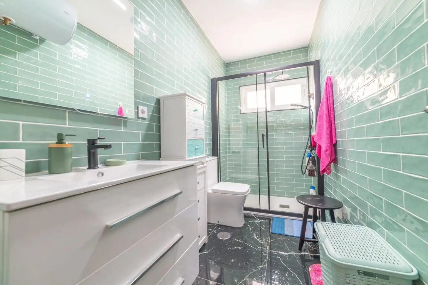 Badezimmer von Erdgeschoss zum Verkauf in Los Alcázares mit Klimaanlage, Terrasse und Abstellraum