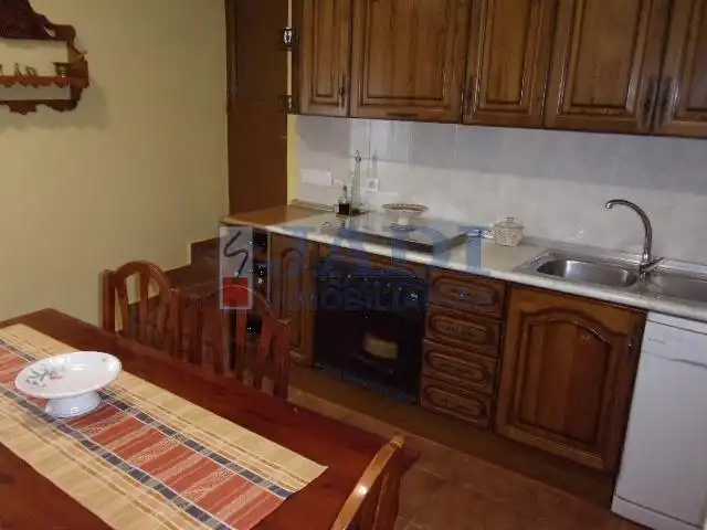 Cuina de Casa o xalet en venda en Valdepeñas amb Aire condicionat, Calefacció i Traster