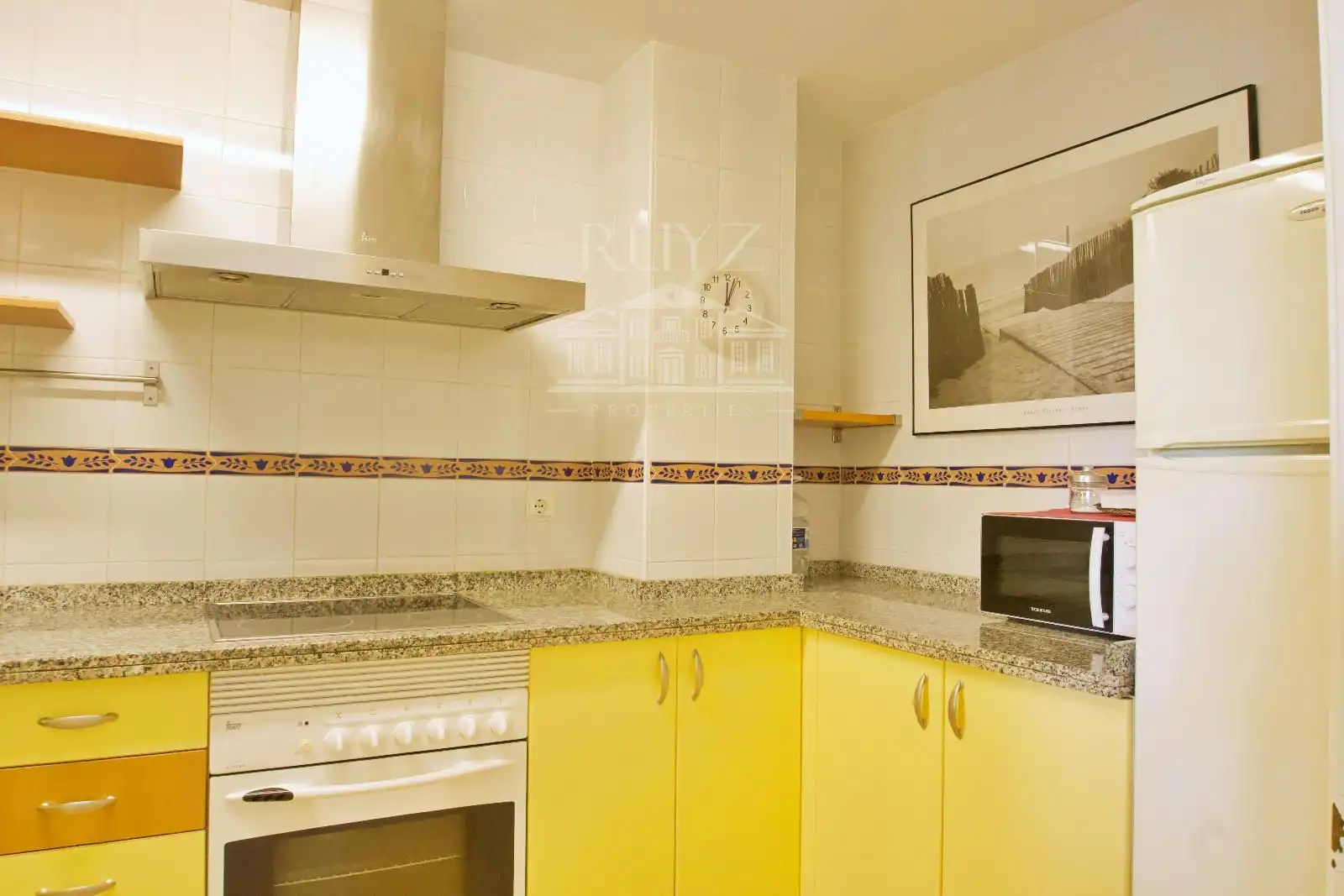 Küche von Wohnung zur Miete in Salobreña mit Terrasse, Möbliert und Waschmaschine