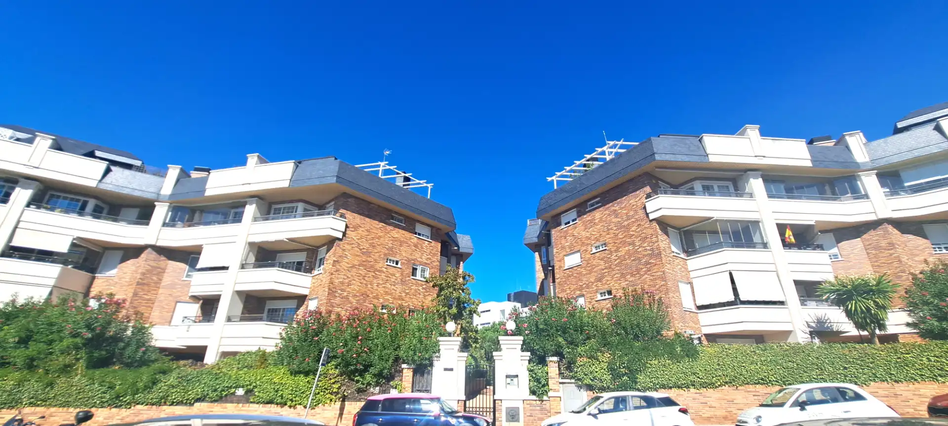 Flat with pool to rent in Calle Granja del Conde 16