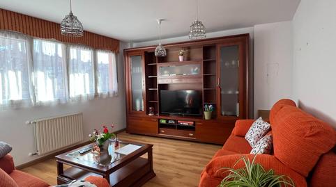 Foto 4 de Casa adosada en venda a Tremañes, Gijón