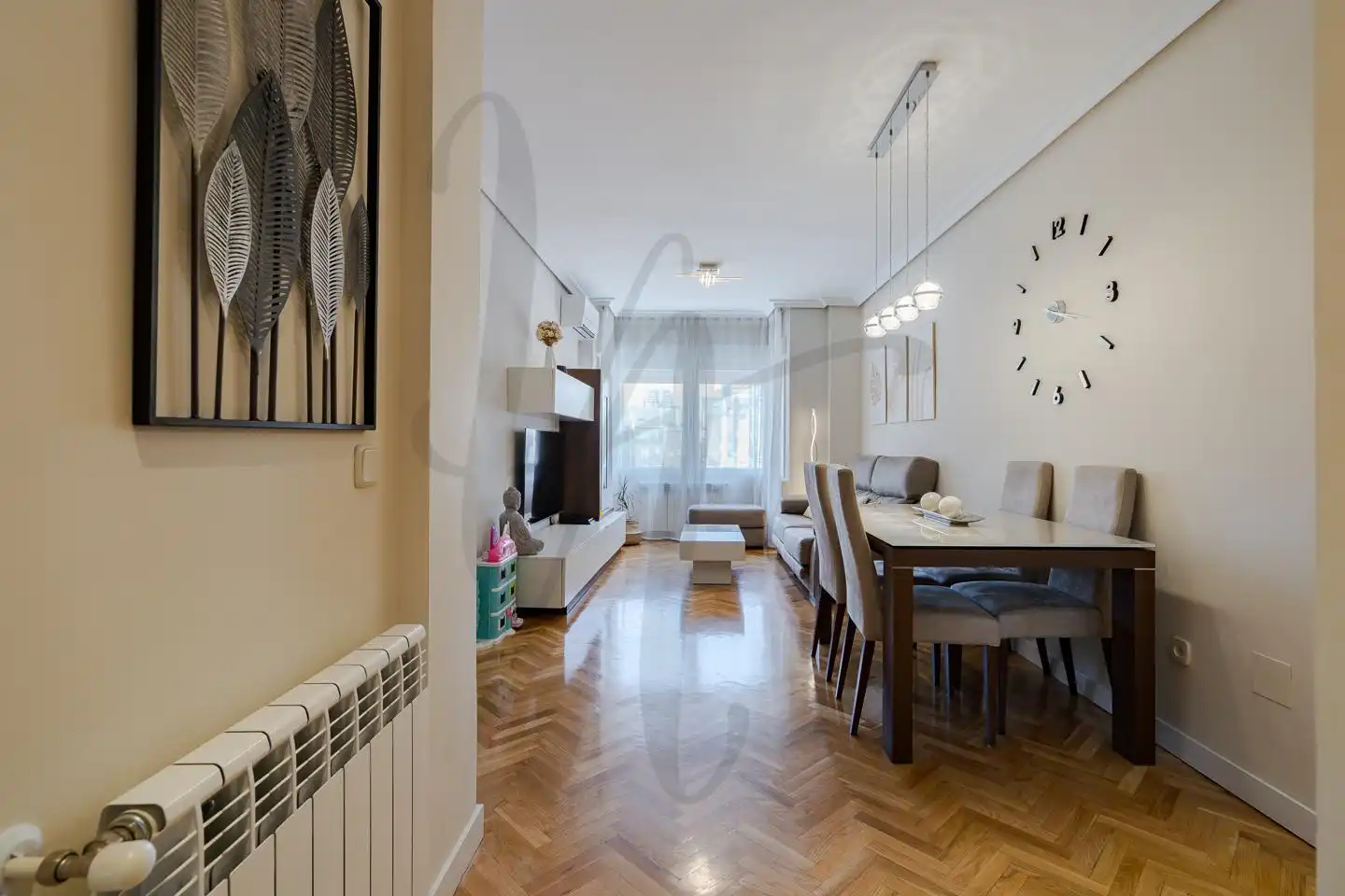Wohnzimmer von Wohnung zum Verkauf in Madrid mit Klimaanlage, Heizung und Parkett
