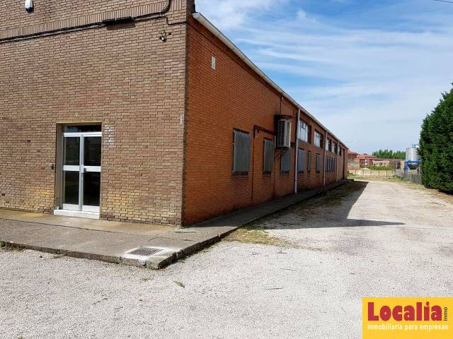 Nave industrial en Venta en Sevilla en Sector 8 - Nueva Balastera