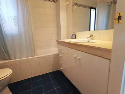 Apartment with pool for sale in Paseo Maritimo Rey De España, 93 - Ed. Girolamar 29640 Fuengirola (Málaga), imagen 19