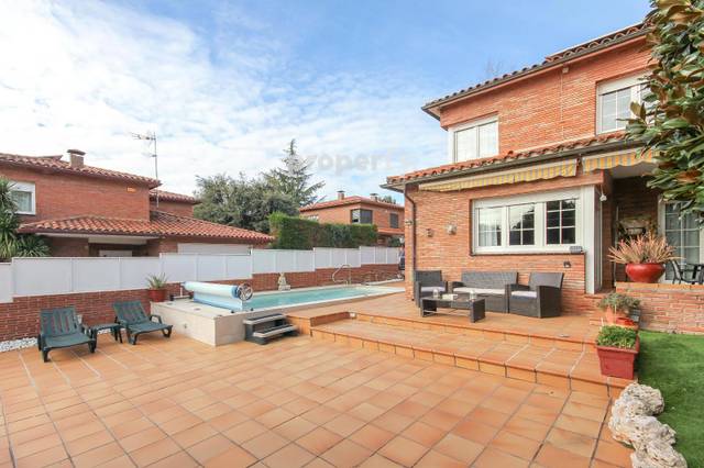 Casa-chalet en Venta en Pla en Matadepera