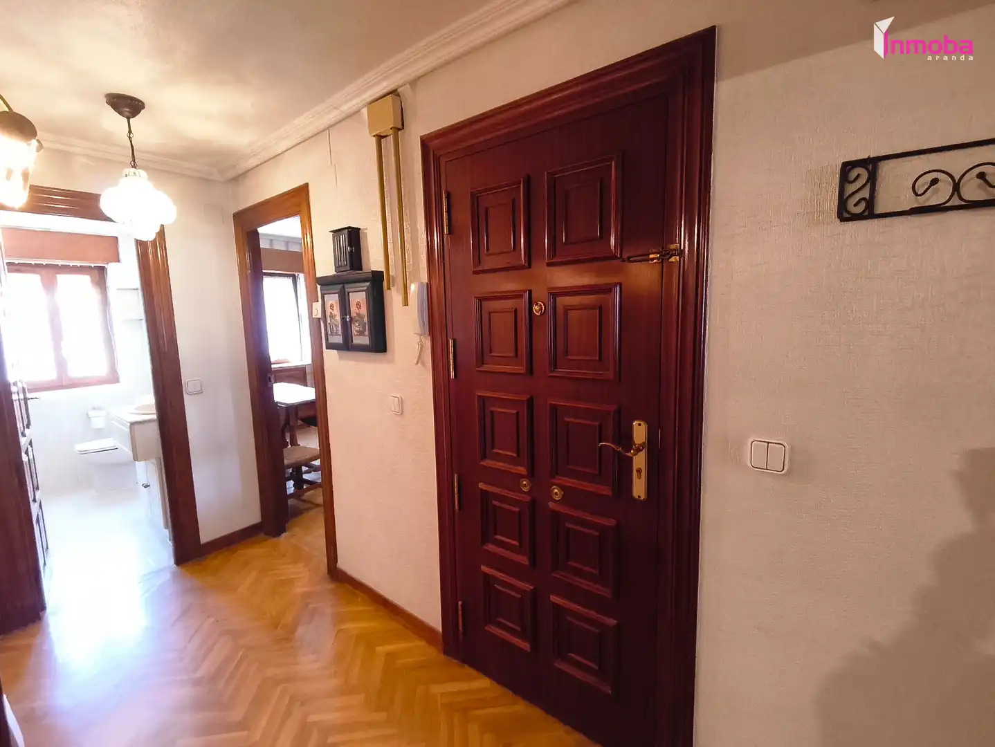 Wohnung zum Verkauf in Aranda de Duero mit Heizung, Parkett und Balkon