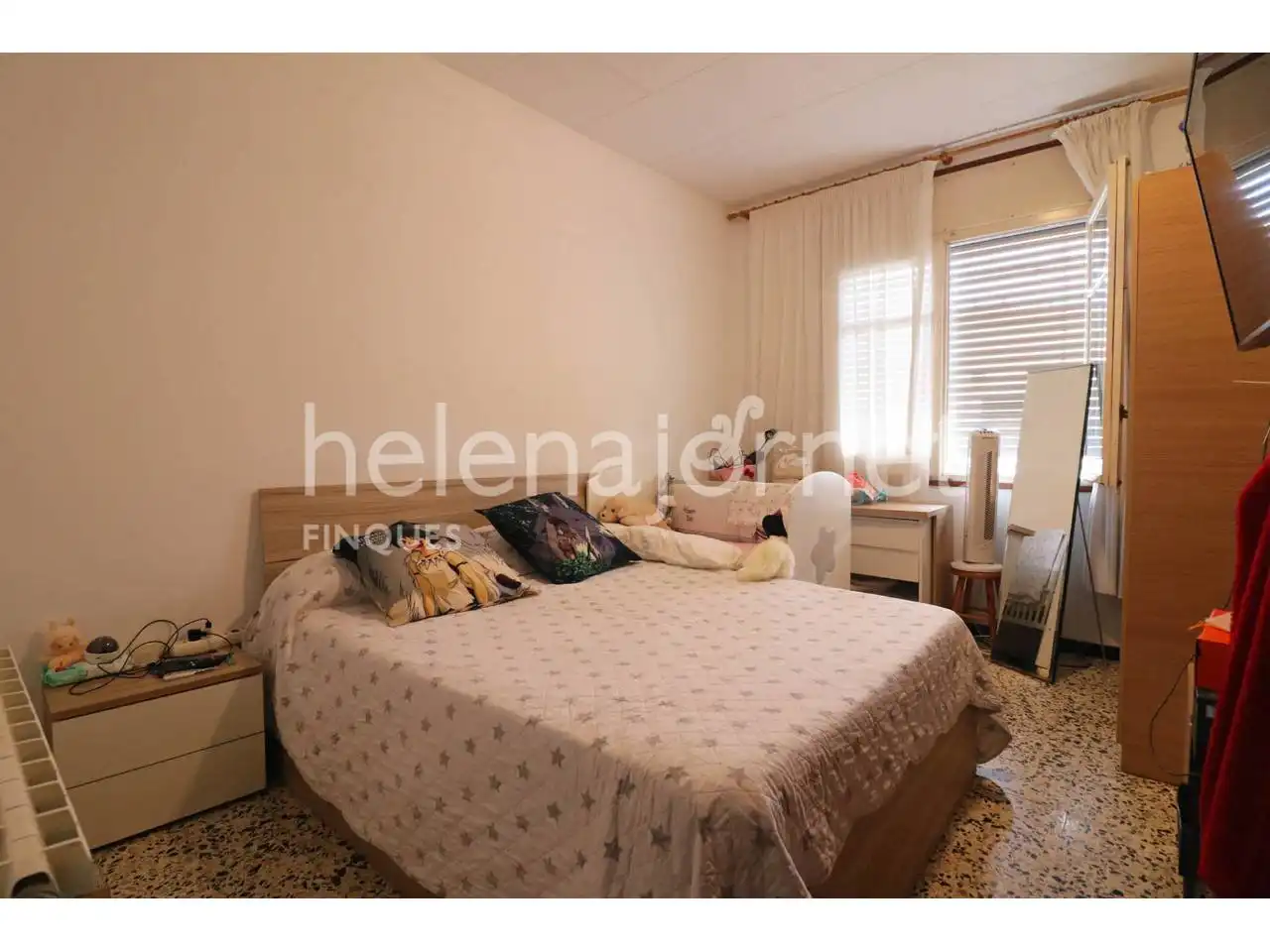 Habitación de Casa adosada en venta en Sant Feliu de Guíxols con Calefacción, Terraza y Alarma