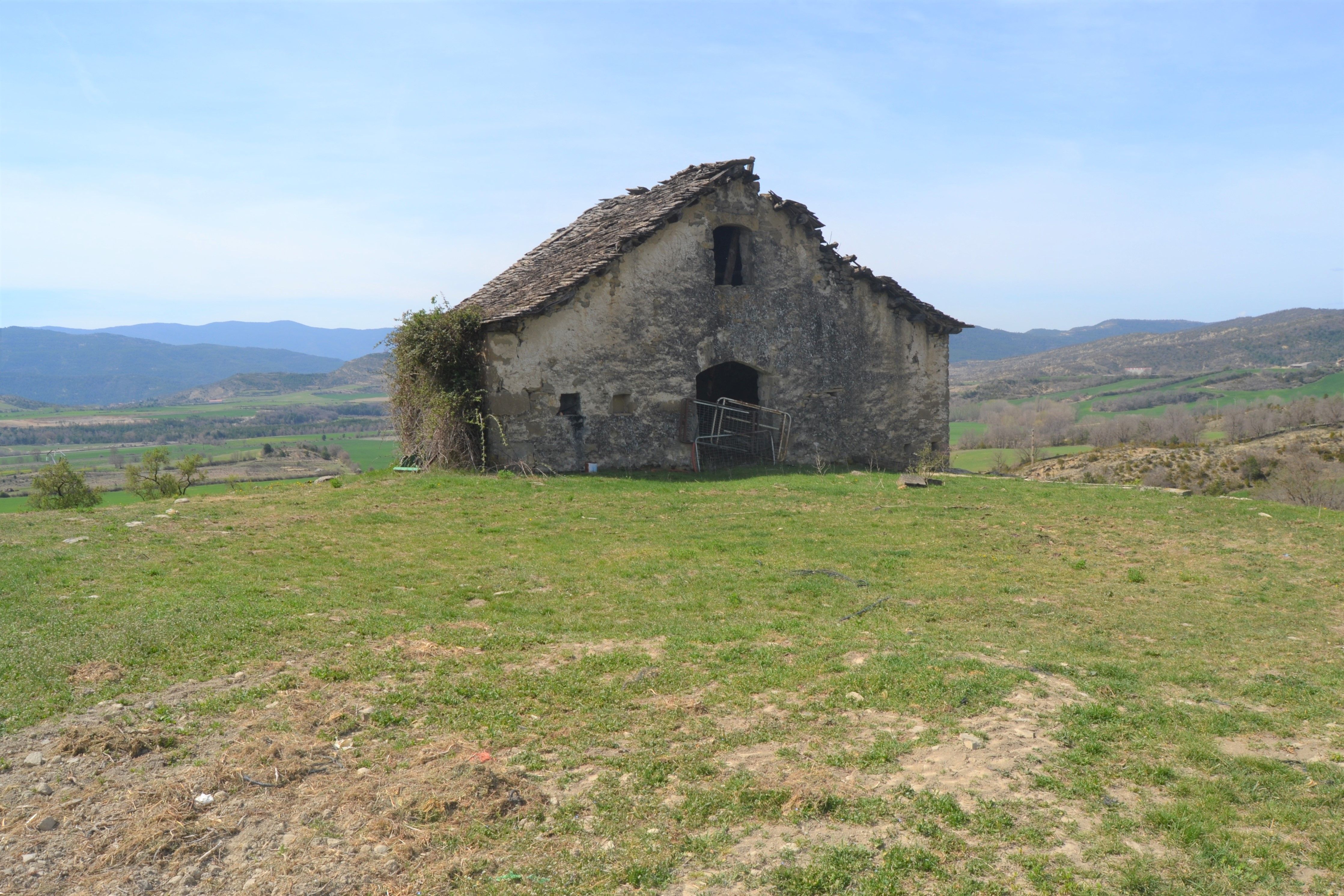 Außenansicht von Country house zum verkauf in Sabiñánigo mit Privatgarten