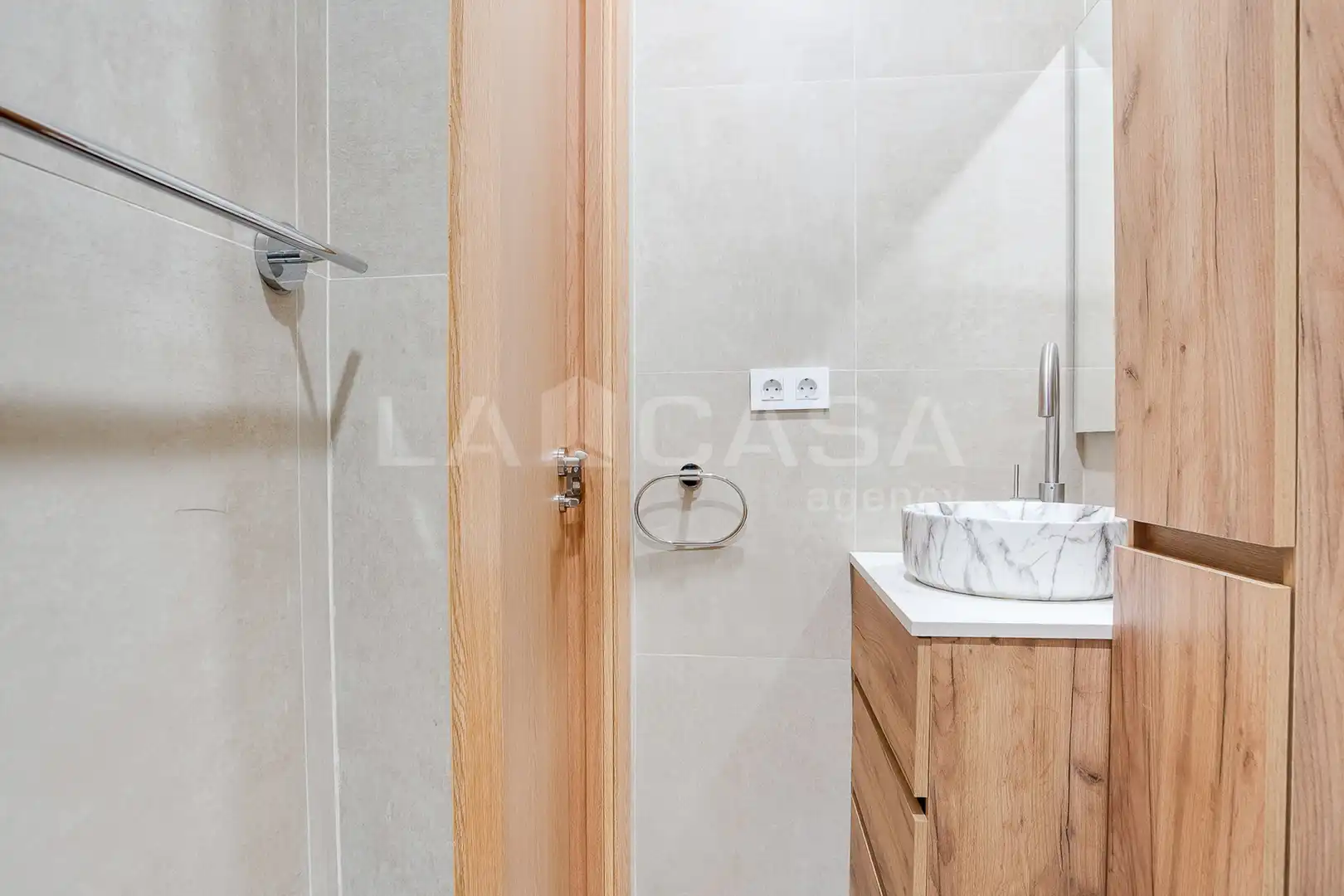 Baño de Piso en venta en Barcelona con Amueblado