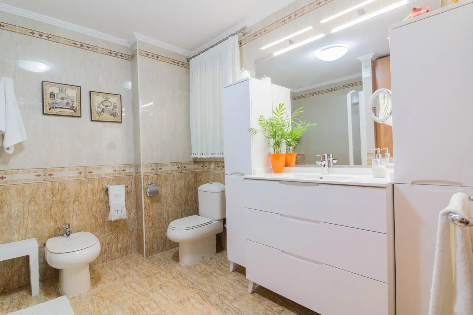 Baño de Casa o chalet en venta en Cox con Terraza, Trastero y Balcón