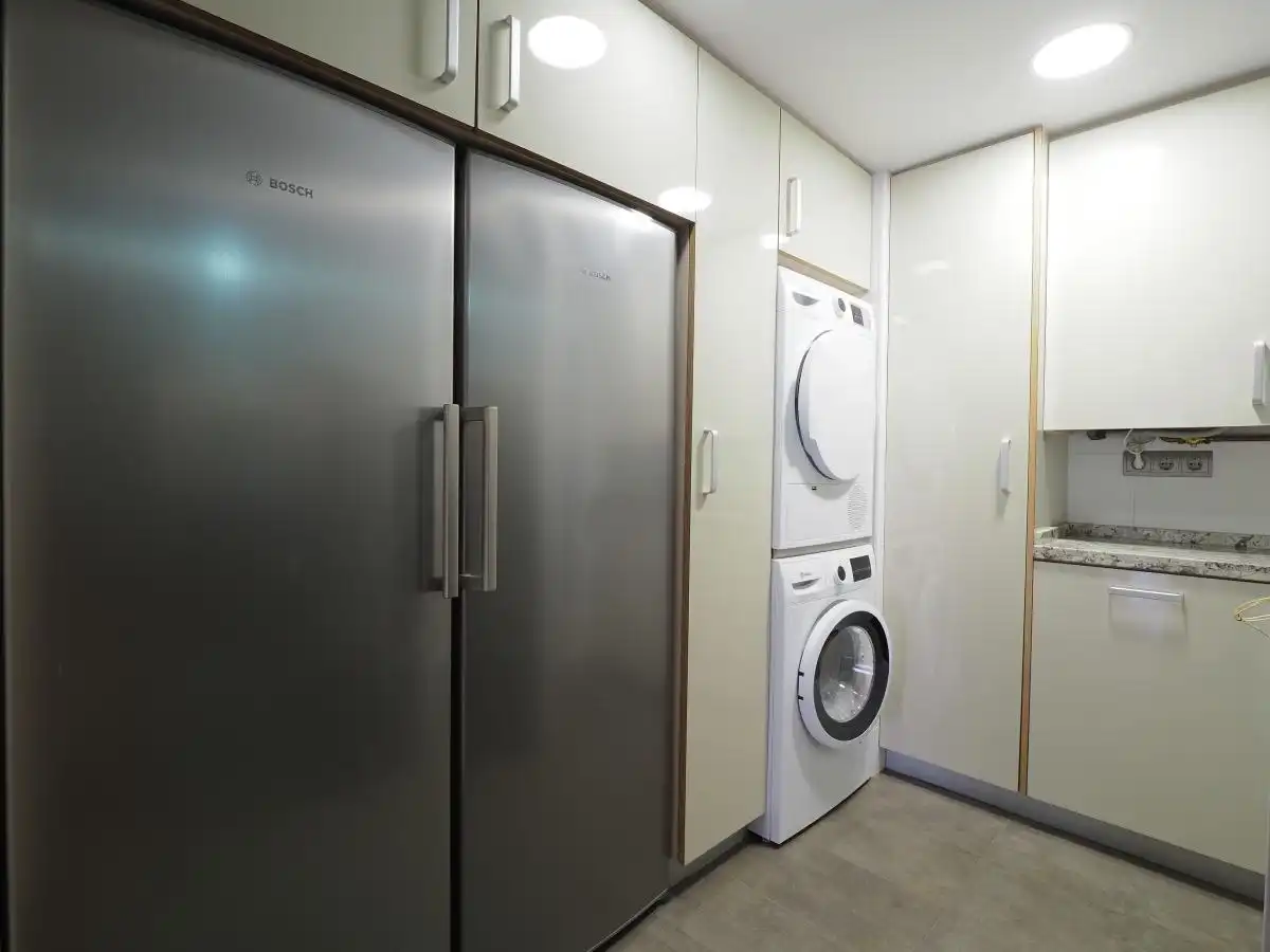 Küche von Wohnung zur Miete in Reus mit Klimaanlage, Heizung und Parkett
