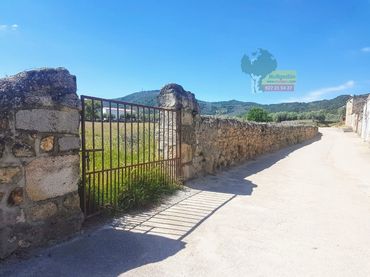 Terreny residencial en venda a Torre de Santa María