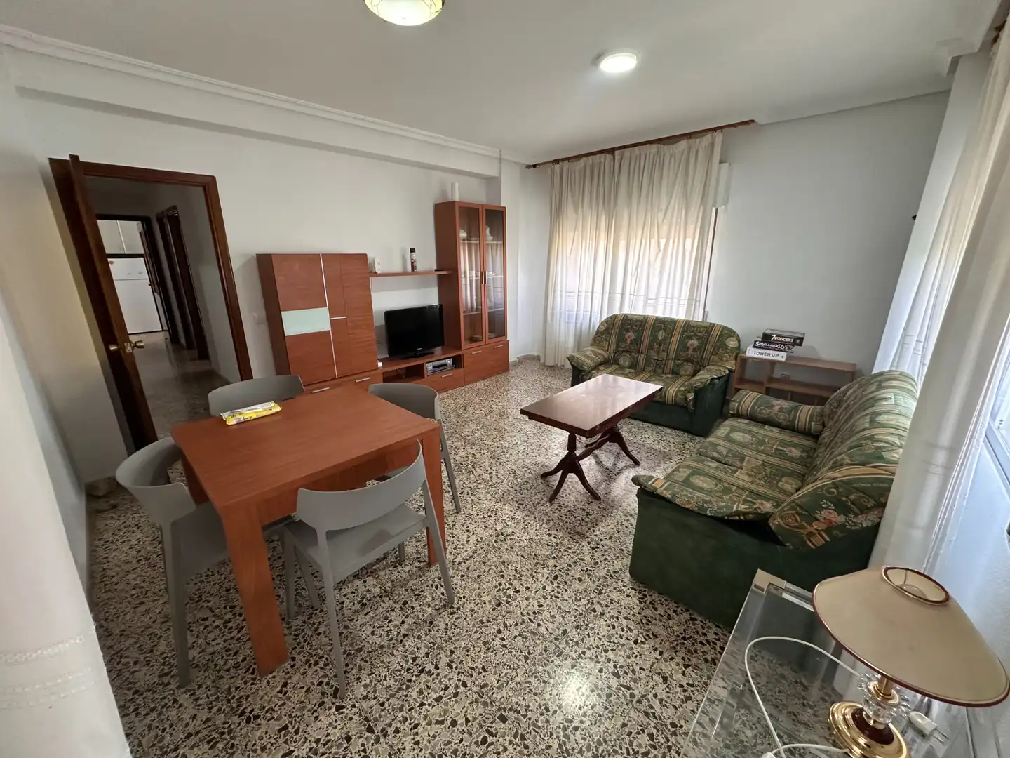 Flat for rent in Avenida de los Alfares, Fuensanta - Universidad