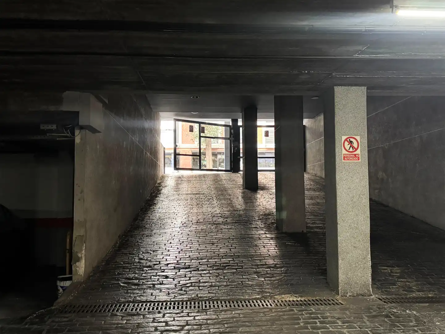 Einzelparkplatz mit Aufzug zum Verkauf in Calle de Ponzano 42, imagen 8