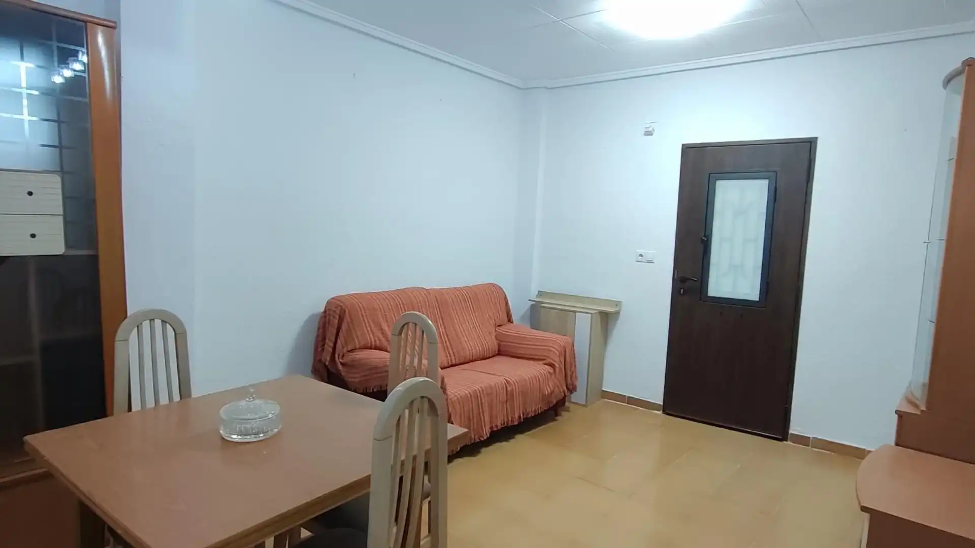 Pis de lloguer a Calle Maestra Doña Juana, Metro - Auditorio