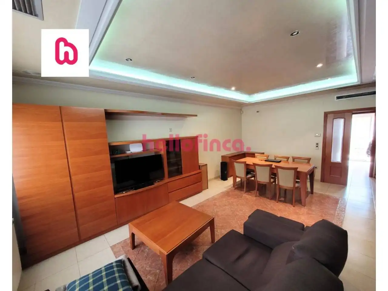 Sala d'estar de Casa adosada en venda en Tordera amb Aire condicionat, Calefacció i Jardí privat