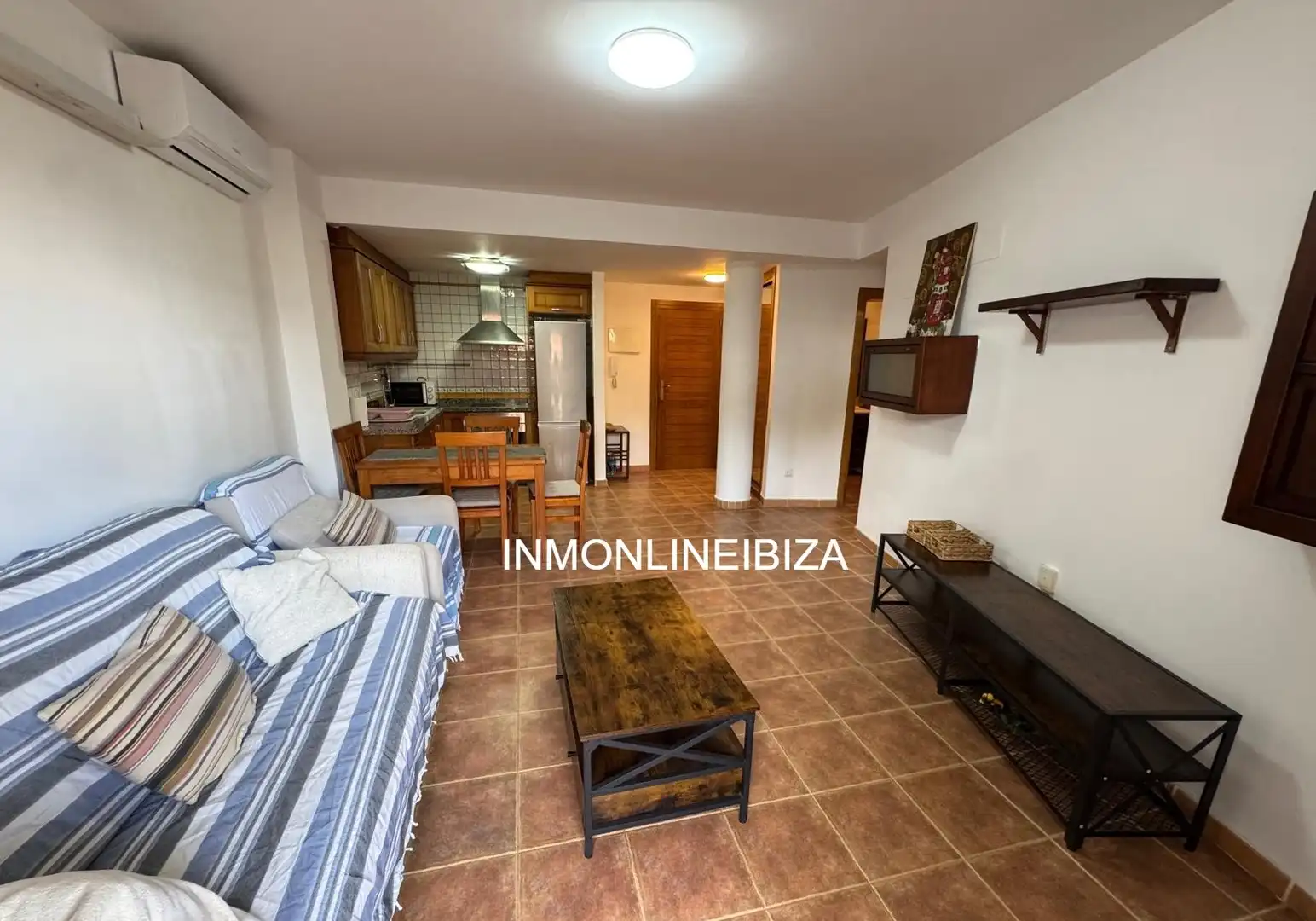 Planta baja de alquiler en Santa Eulària des Riu con Terraza, Amueblado y Horno