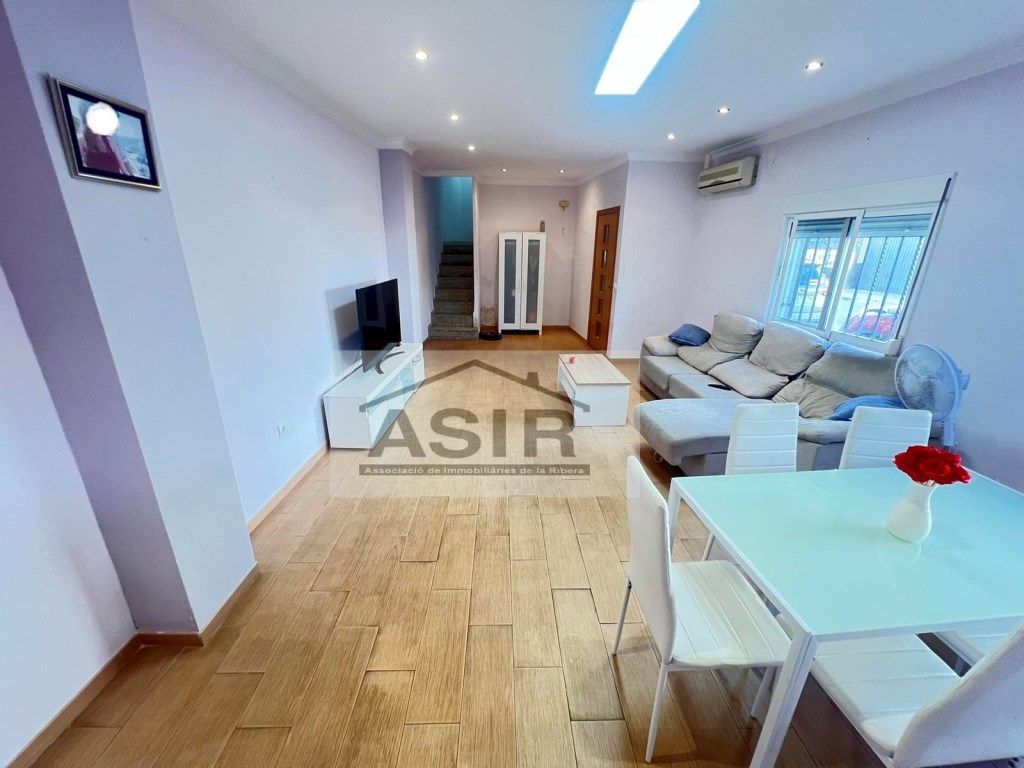 Living room of House or chalet for sale in Alzira  with Air Conditioner and Terrace