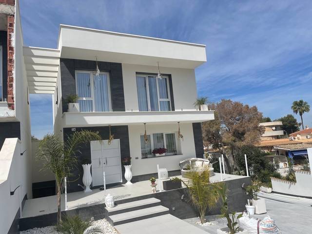 Casa-chalet en Venta en El Molino