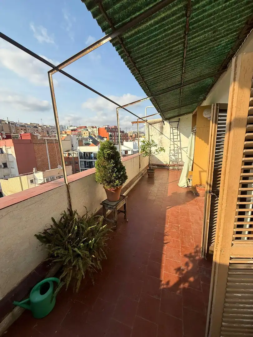 Terraza de Ático en venta en L'Hospitalet de Llobregat con Aire acondicionado, Calefacción y Terraza