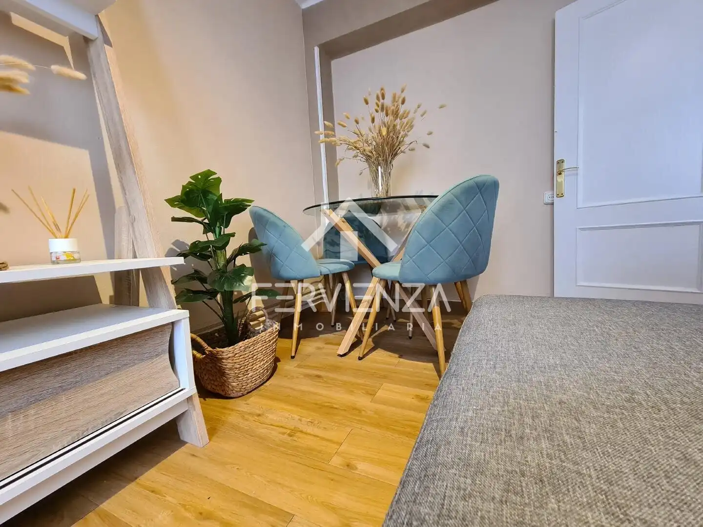 Sala d'estar de Pis en venda en Oviedo 