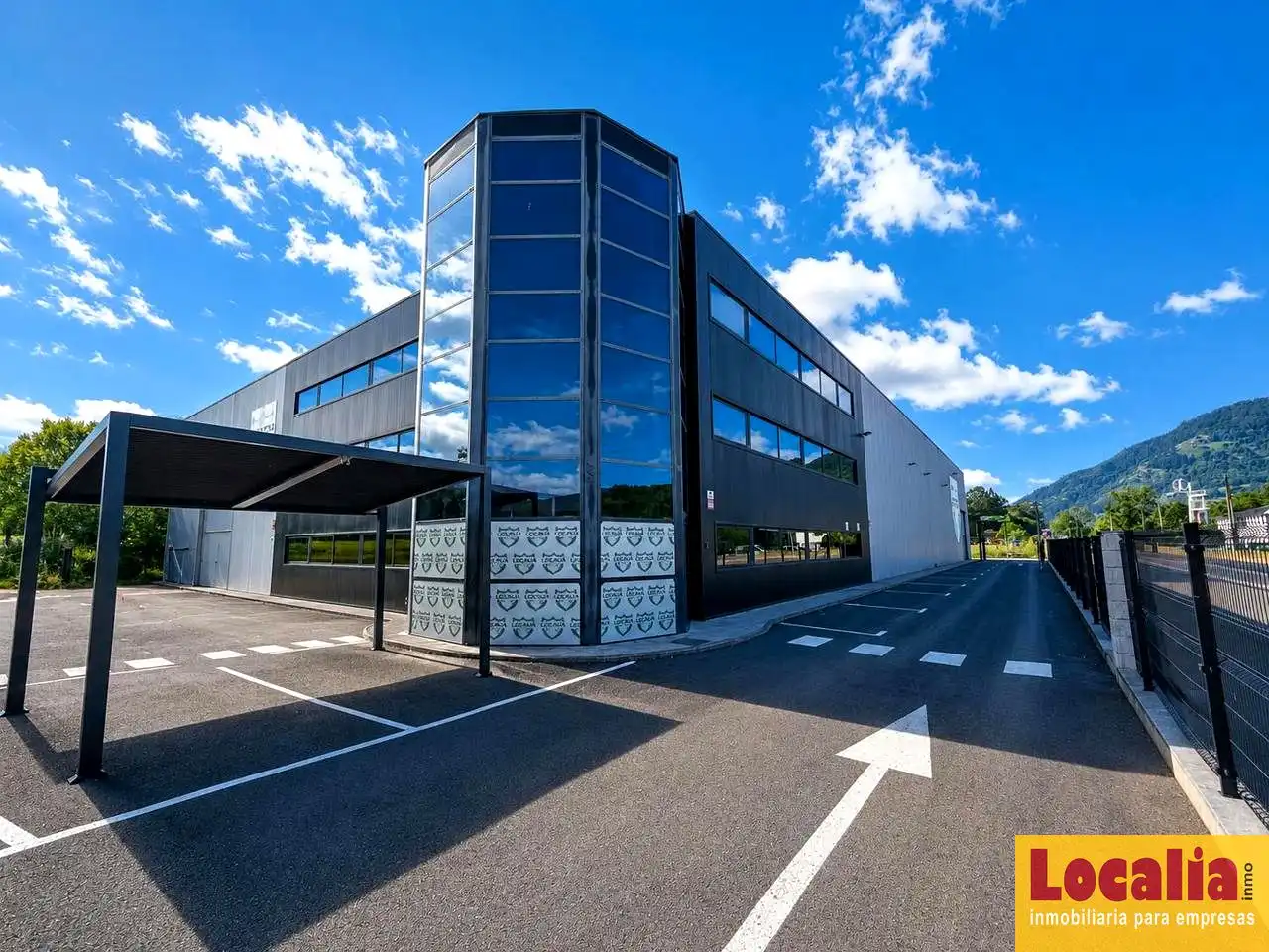 Exterior view of Industrial buildings for rent in San Felices de Buelna