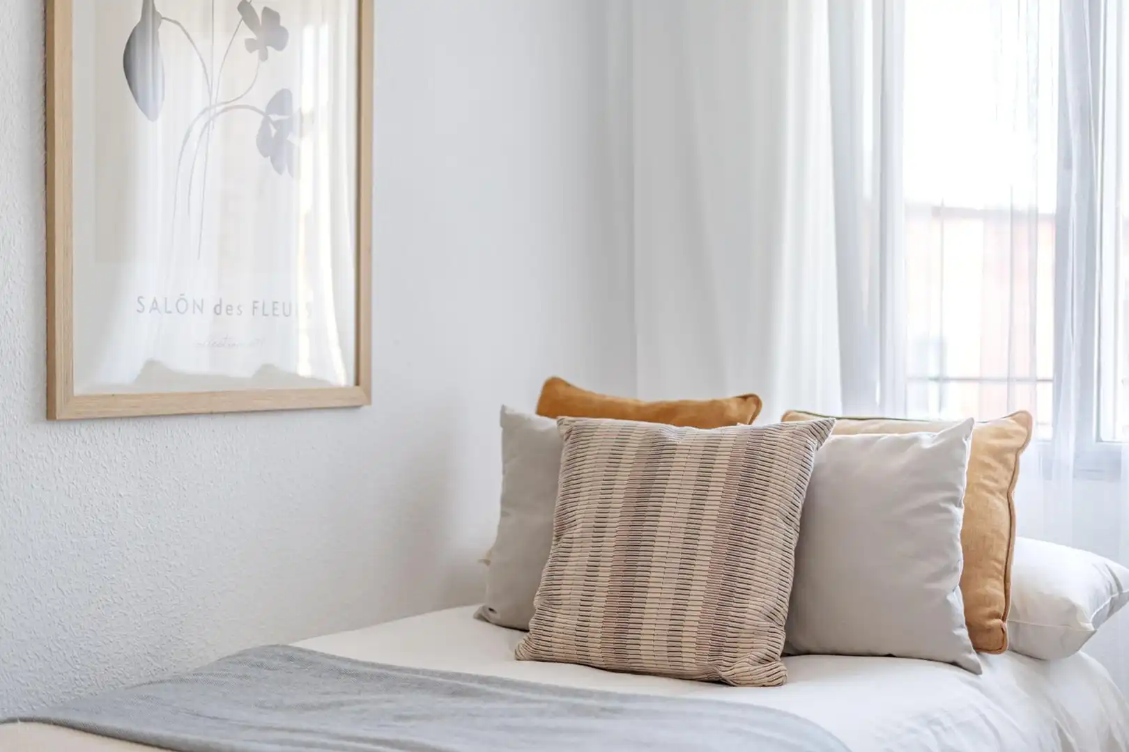 Bedroom of Flat for sale in Madrid  with Air Conditioner, Terrace and Balcony